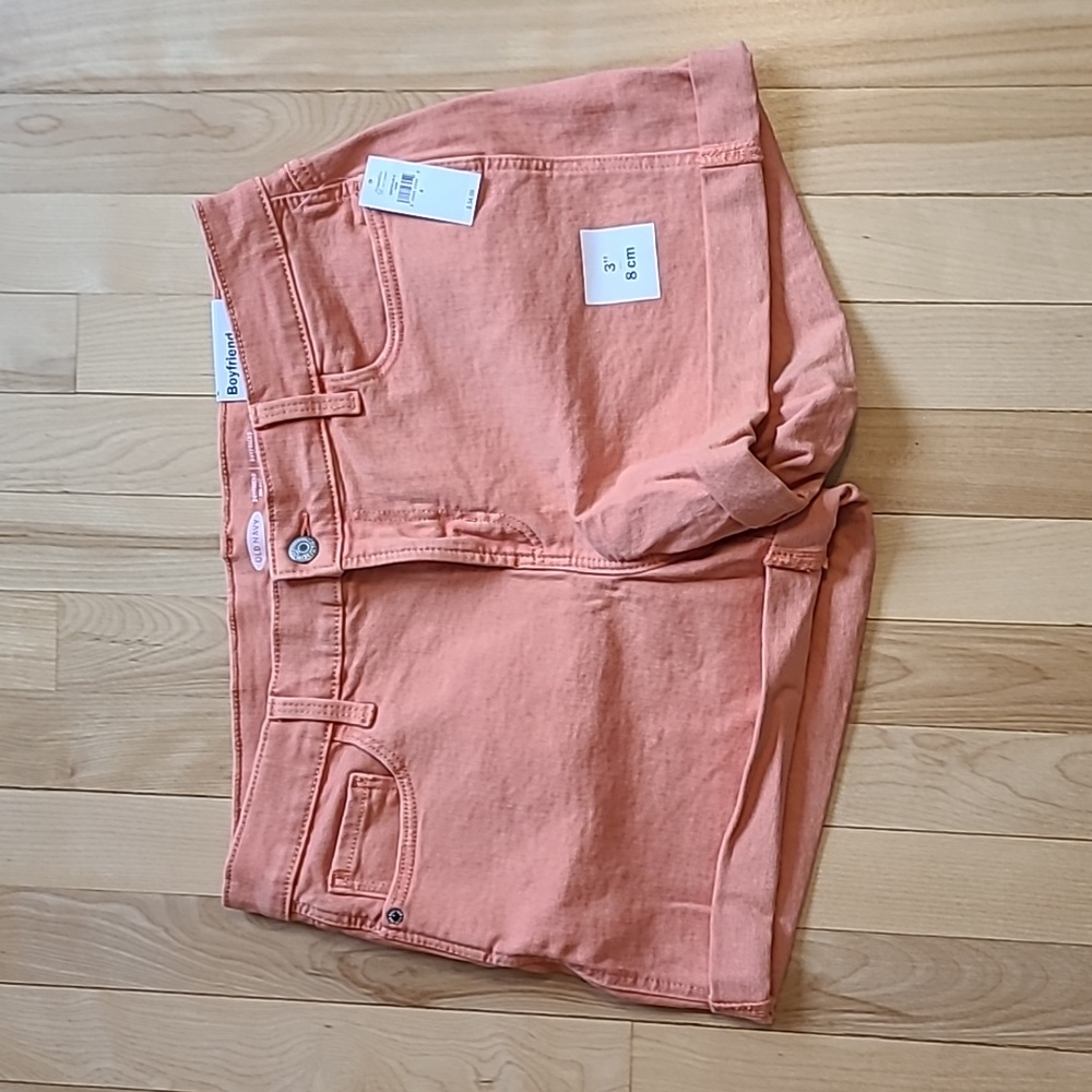 NWT - Old Navy Boyfriend Jean Shorts